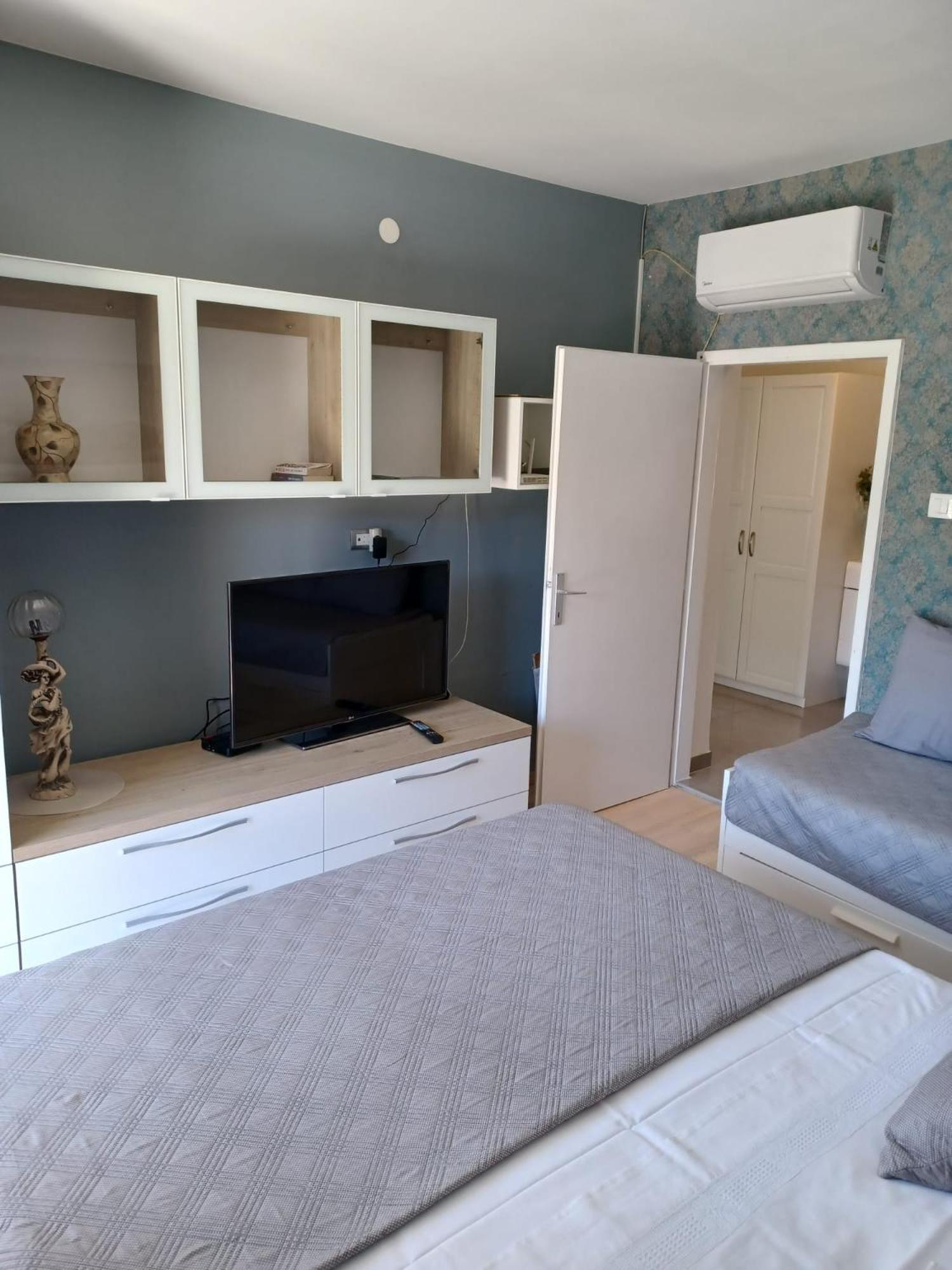 Studio Apartman Marija Traù Esterno foto