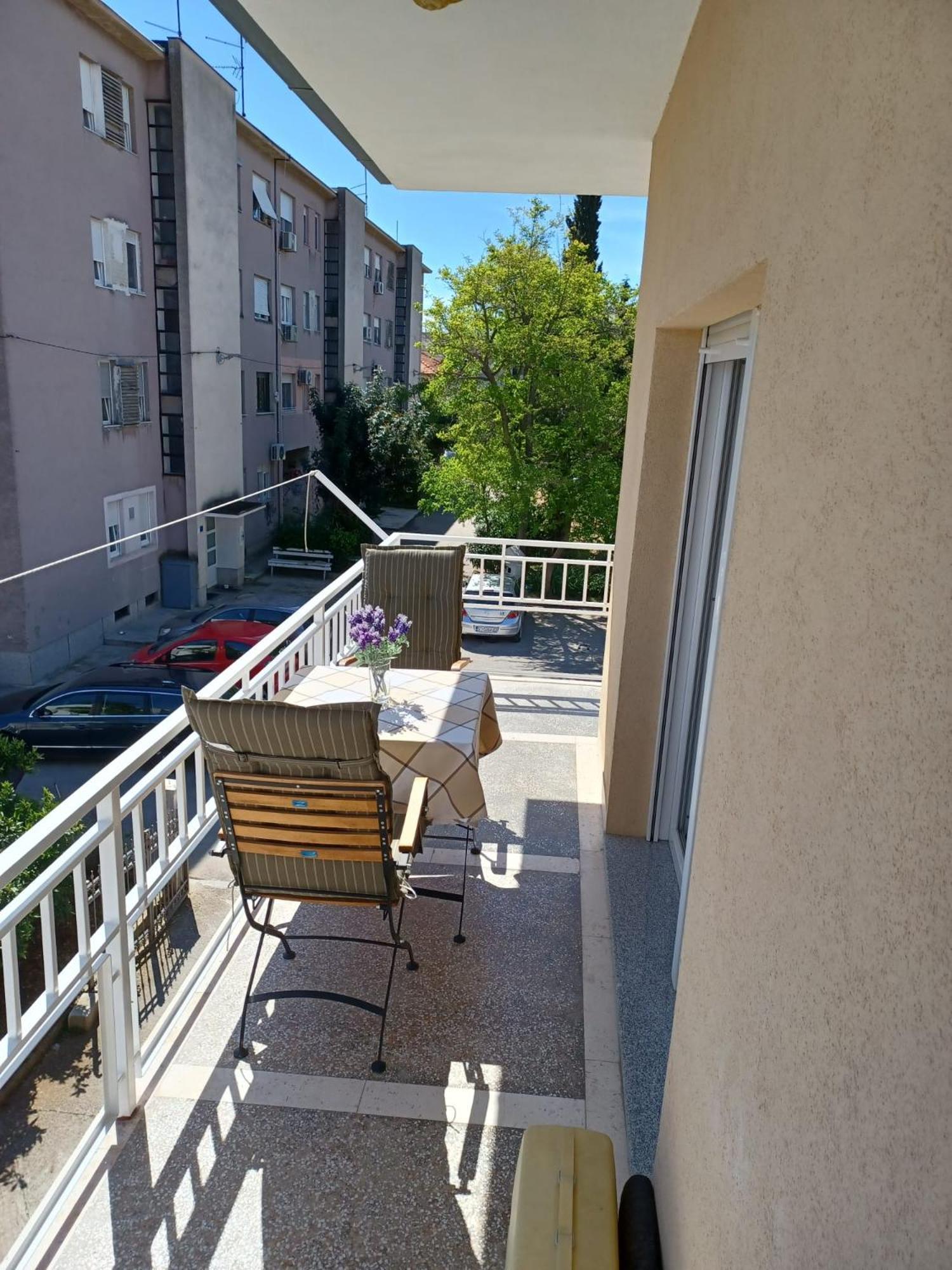 Studio Apartman Marija Traù Esterno foto