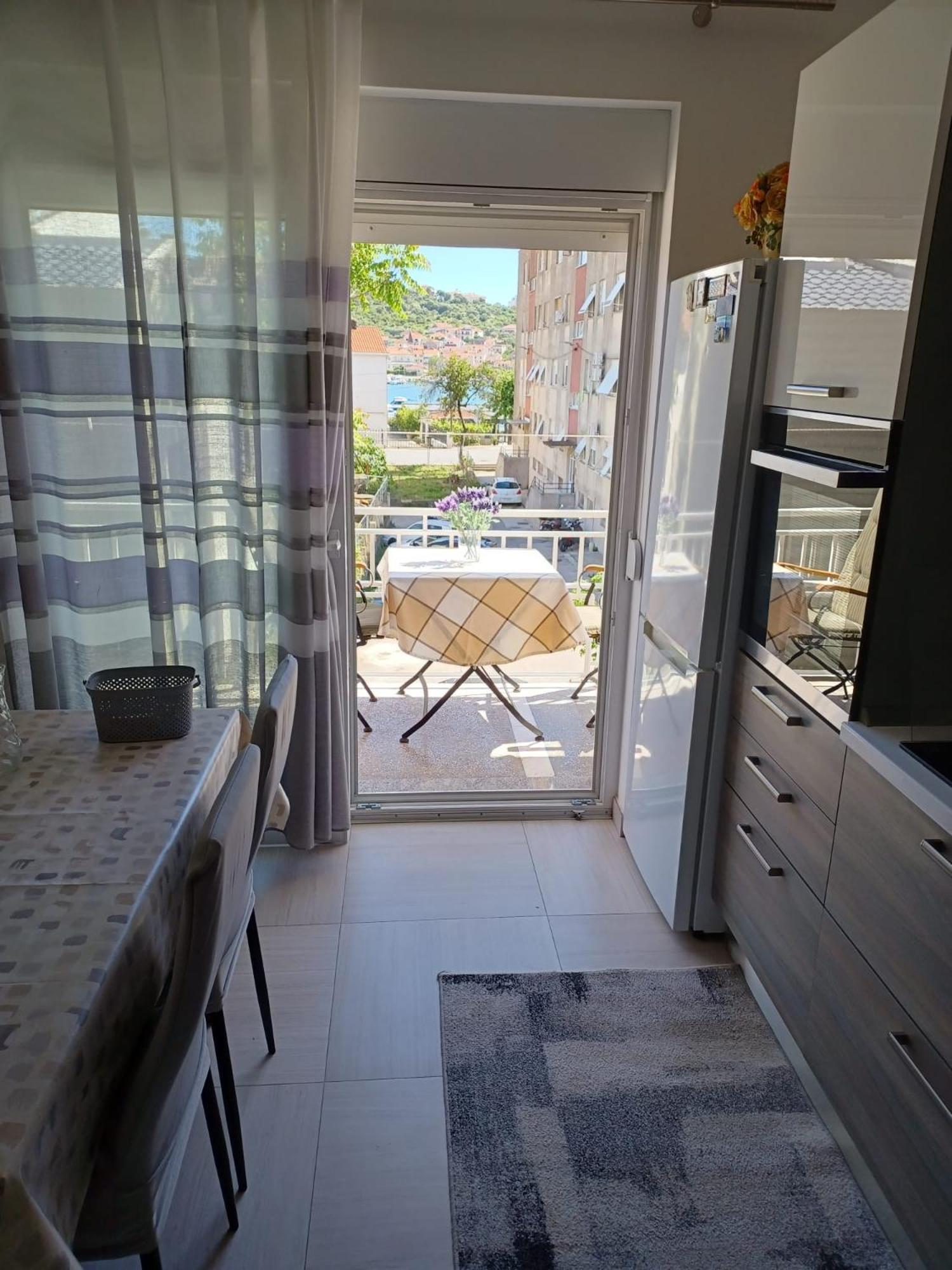 Studio Apartman Marija Traù Esterno foto